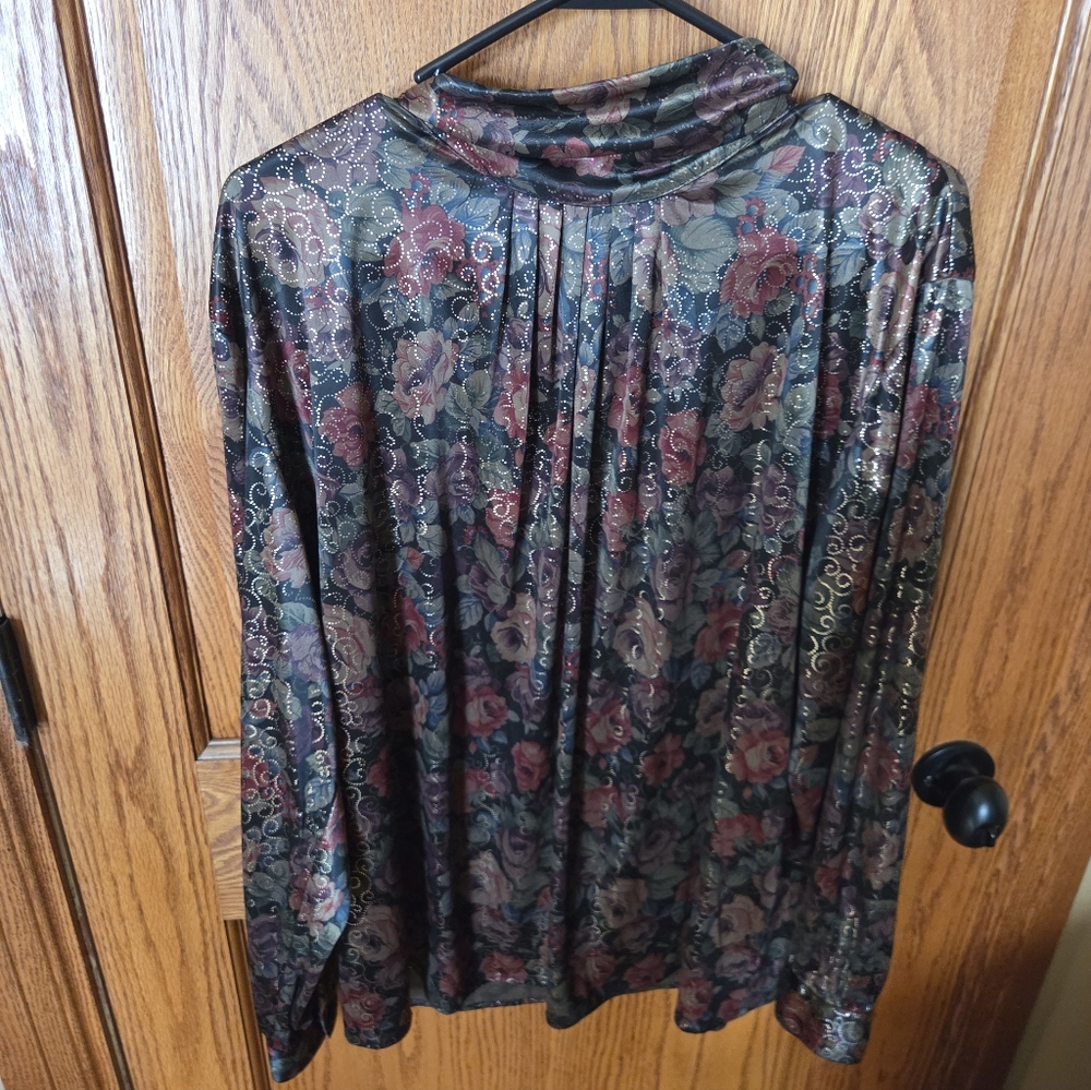 Vintage Floral & Metallic Gold Overprint Womens Shirt, XL